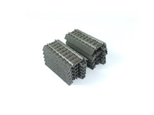 Laden Sie das Bild in den Galerie-Viewer, C Gleis Gleise gerade 71mm Böschung abnehmbar, 10 x Märklin H0 24071 neu