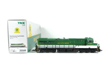 Laden Sie das Bild in den Galerie-Viewer, Trix H0 US-Diesellok Typ GE ES44AC der Norfolk Southern digital sound 25544 neu OVP