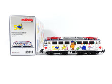 Laden Sie das Bild in den Galerie-Viewer, Märklin H0 Elektrolokomotive BR 110 Elefantenexpress TRI mfx+ digital sound 39111 neu OVP