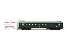 Laden Sie das Bild in den Galerie-Viewer, Märklin H0 Schnellzugwagen zur Dampflok BR 19.0 "Sachsenstolz" 42522 neu OVP