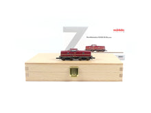 Laden Sie das Bild in den Galerie-Viewer, Märklin Z Streckendiesellok V 80 002 DB-Museum Nürnberg 88801 neu OVP
