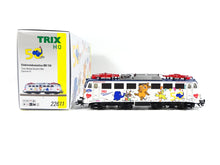 Laden Sie das Bild in den Galerie-Viewer, Trix H0 Elektrolokomotive BR 110 Elefantenexpress TRI digital sound 22611 neu OVP