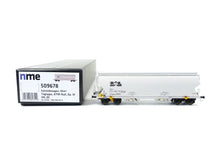 Laden Sie das Bild in den Galerie-Viewer, NME H0 Getreidewagen Tagnpps 95m³ ATIR weiß 509678 DC neu OVP