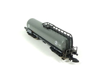 Laden Sie das Bild in den Galerie-Viewer, Märklin Z Güterwagen Kesselwagen Eva DB 8660 OVP