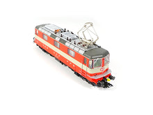 Laden Sie das Bild in den Galerie-Viewer, Märklin H0 Elektrolokomotive Re 4/4 II, 1. Bauserie SBB mfx+ sound 38420 neu OVP