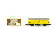 Laden Sie das Bild in den Galerie-Viewer, Märklin Z Gedeckter Güterwagen ibbis "Bananen" DB 8606 OVP