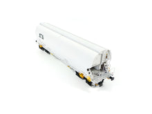 Laden Sie das Bild in den Galerie-Viewer, NME H0 Getreidewagen Tagnpps 95m³ ATIR weiß 509678 DC neu OVP