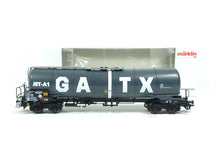 Laden Sie das Bild in den Galerie-Viewer, Märklin H0 Güterwagen Kesselwagen JET A1 der GATX aus 47546 neu OVP