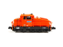 Laden Sie das Bild in den Galerie-Viewer, NME N Rangierdiesellok DHG 500 C „RBH“ DCC orange 123600 neu OVP