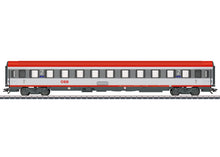 Laden Sie das Bild in den Galerie-Viewer, Märklin H0 Personenwagen Reisezugwagen Bmz 2. Kl ÖBB 42748 neu OVP