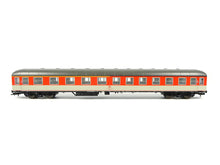 Laden Sie das Bild in den Galerie-Viewer, Piko H0 Schnellzugwagen ABüm223 1./2. Kl. DB m.Schusslicht 59634