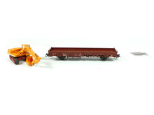 Laden Sie das Bild in den Galerie-Viewer, Märklin H0 Güterwagen Flachwagen mit Schaufelbagger, aus 00753 OVP