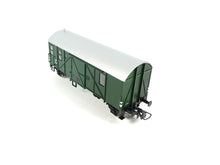 Laden Sie das Bild in den Galerie-Viewer, Roco H0 gedeckter Güterwagen Güterzugbegleitwagen ÖBB 46967 OVP