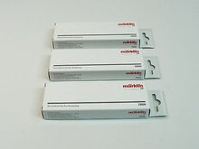 Laden Sie das Bild in den Galerie-Viewer, Märklin H0 72020, 3 x stromführende Kurzkupplungen, neu, OVP