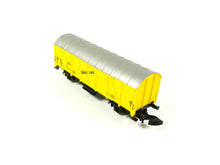 Laden Sie das Bild in den Galerie-Viewer, Märklin Z Gedeckter Güterwagen ibbis "Bananen" DB 8606 OVP
