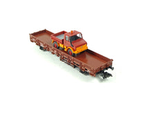 Laden Sie das Bild in den Galerie-Viewer, Güterwagen Flachwagen mit Unimog Märklin H0 00753 OVP