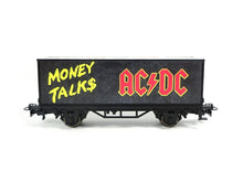 Laden Sie das Bild in den Galerie-Viewer, Märklin H0 Containerwagen Moneytalks AC/DC 44832 neu OVP