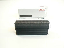 Laden Sie das Bild in den Galerie-Viewer, Märklin H0 C Gleis Gleise gerade 172mm Modelleisenbahn 10 x 24172 neu OVP