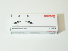 Laden Sie das Bild in den Galerie-Viewer, Set C Gleis Weichen Laternen Satz, 5 x Märklin 74470 neu, OVP