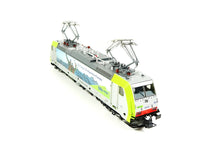 Laden Sie das Bild in den Galerie-Viewer, Roco H0 Elektrolokomotive BR 486 BLS AC sound digital 7520101 neu OVP
