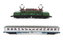 Laden Sie das Bild in den Galerie-Viewer, Märklin Z E Lok BR 194 mit Personenwagen 81221 neu OVP