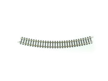 Laden Sie das Bild in den Galerie-Viewer, Gleis Mini-Club gebogen Radius 220 mm, 10 x Märklin Z 8531 neu OVP