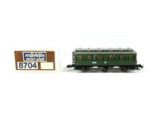Laden Sie das Bild in den Galerie-Viewer, Märklin Z Personenwagen Abteilwagen BC3-pr03 DB 8704 OVP