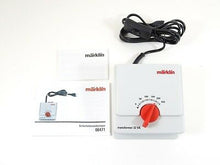 Laden Sie das Bild in den Galerie-Viewer, Trafo Transformator Sicherheitstransformer 230 Volt. 32 VA, Märklin 66471 neu