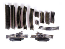 Laden Sie das Bild in den Galerie-Viewer, Trix Express H0 Gleise Konvolut 47-teilig gerade gebogen Weiche Trenngleis