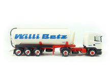 Laden Sie das Bild in den Galerie-Viewer, Scania R 04 HL Silo-Sattelzug "Willi Betz", Herpa 303569 OVP