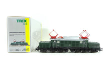Laden Sie das Bild in den Galerie-Viewer, Elektrolokomotive digital sound Reihe 1020, Trix H0 25992 neu OVP