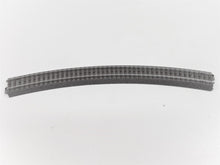Laden Sie das Bild in den Galerie-Viewer, C Gleis Gleise gebogen R 5, 6 x Märklin H0 24530 neu, OVP