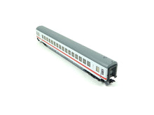 Laden Sie das Bild in den Galerie-Viewer, Personenwagen beleuchtet IC Wagen Apmz, DB AG, Trix H0 23775, neu OVP