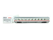 Laden Sie das Bild in den Galerie-Viewer, Personenwagen beleuchtet LED DB IC Abteilwagen Märklin H0 43660 neu