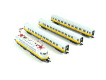 Laden Sie das Bild in den Galerie-Viewer, Zug-Set ´Lufthansa Airport Express´ (Set I), Fleischmann N 9351 OVP