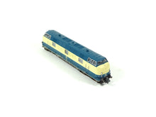 Laden Sie das Bild in den Galerie-Viewer, Diesellokomotive BR 221 DB, Piko N 40505 DCC sound neu OVP