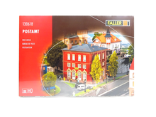 Laden Sie das Bild in den Galerie-Viewer, Bausatz Modellbau Postamt, Faller H0 130618, neu