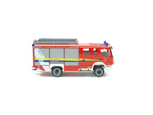 Laden Sie das Bild in den Galerie-Viewer, Herpa H0 95365, MB Atego 04 HLF 20/20, FW Meersburg, neu, OVP