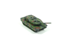 Laden Sie das Bild in den Galerie-Viewer, Schuco 45 265 2300, Leopard 2A6 Bundeswehr, 1:87, neu, OVP