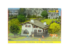 Laden Sie das Bild in den Galerie-Viewer, Bausatz Berghaus, Faller H0 131522, neu