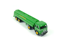 Laden Sie das Bild in den Galerie-Viewer, Modellauto Tanksattelzug (MB Pullmann) BP, Wiking H0 0882 66 neu, OVP
