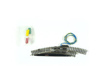 Laden Sie das Bild in den Galerie-Viewer, Mini-Club Bogenweiche rechts elektrisch, Märklin Z 8569 neu, OVP