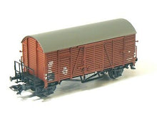 Laden Sie das Bild in den Galerie-Viewer, Märklin H0 aus 29721, gedeckter Güterwagen Gms 30 Oppeln, DB, braun, neu