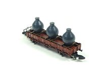 Laden Sie das Bild in den Galerie-Viewer, Güterwagen Rungenwagen Kklm 431 DB, Märklin Z 82103 neu OVP