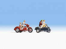 Laden Sie das Bild in den Galerie-Viewer, Modellbahn Modellbau Motorradfahrer 2 Stück, Noch H0 15905 neu, OVP