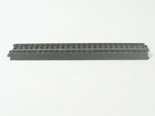 Laden Sie das Bild in den Galerie-Viewer, C-Gleis Gleisstück gerade, 188,3 mm, Märklin 24188 neu