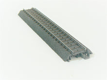 Laden Sie das Bild in den Galerie-Viewer, Märklin H0 24172, gerades Gleisstück, C - Gleis, 171,7 mm, neu