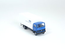 Laden Sie das Bild in den Galerie-Viewer, Herpa 309585, MB 813 Koffer LKW RVS (Basic), 1:87, neu, OVP