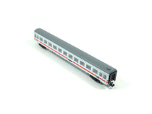Laden Sie das Bild in den Galerie-Viewer, Schnellzug Personenwagen IC DB, aus Minitrix N 11150 neu