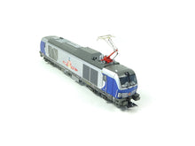 Laden Sie das Bild in den Galerie-Viewer, Zweikraftlokomotive Vectron Dual Mode BR 248 RP digital sound, Trix H0 25291 neu OVP